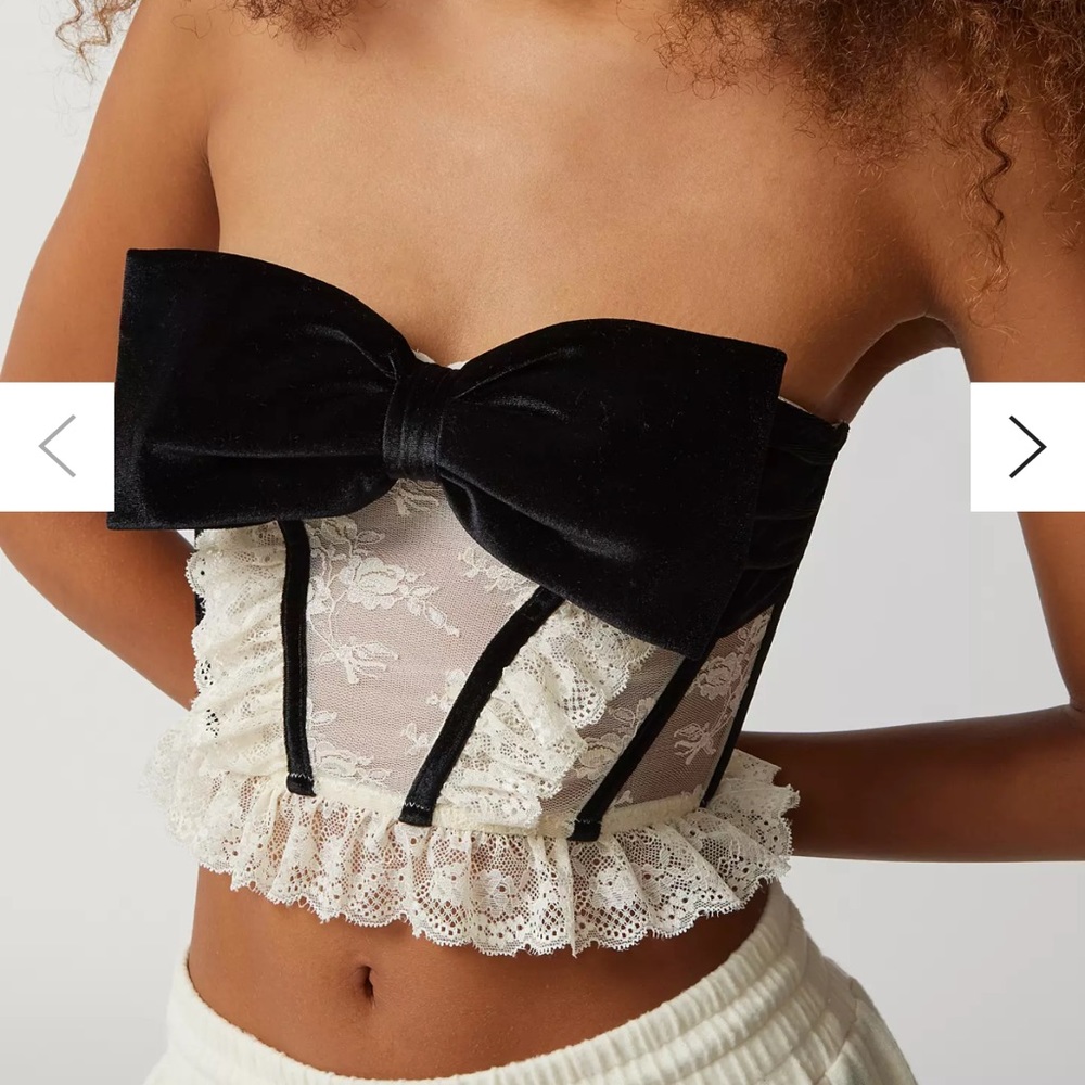 Out From Under Bow Down To Me Velvet & Lace Corset
